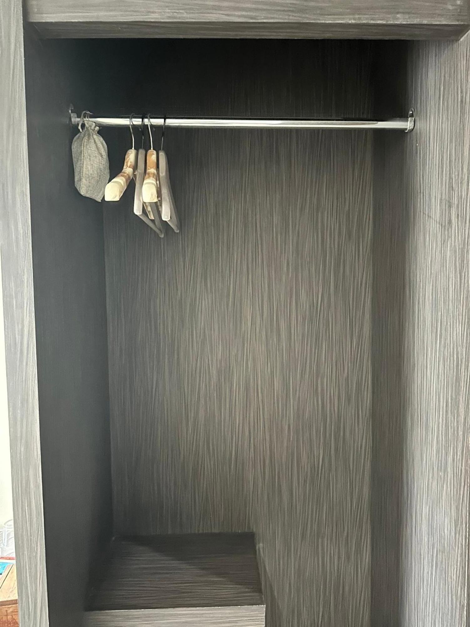 Akelada Hotel Nang Rong Екстериор снимка