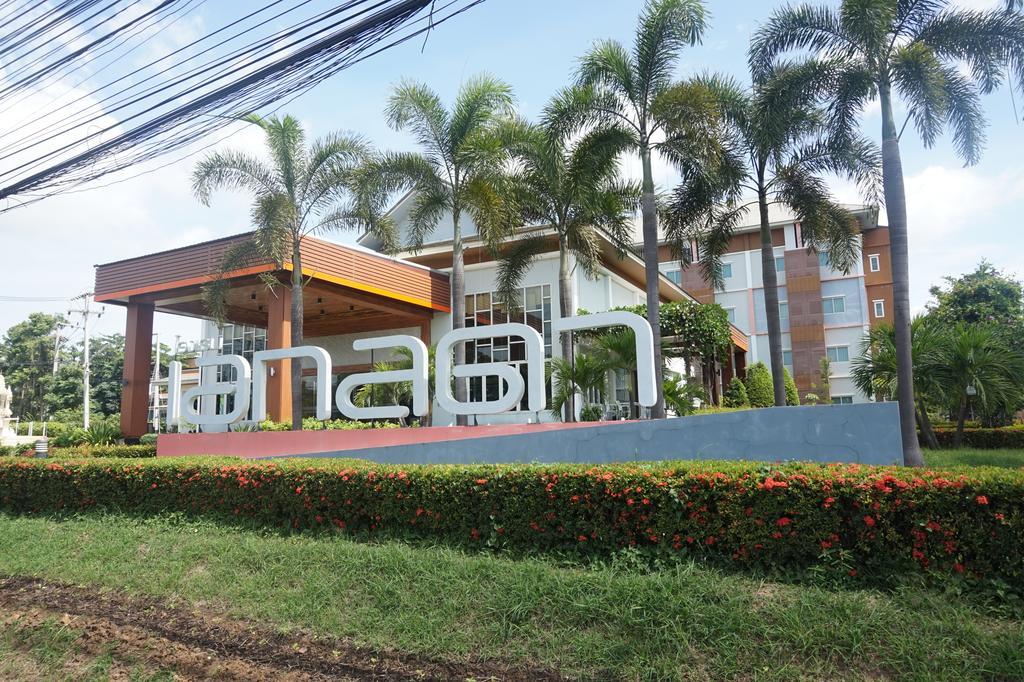 Akelada Hotel Nang Rong Екстериор снимка